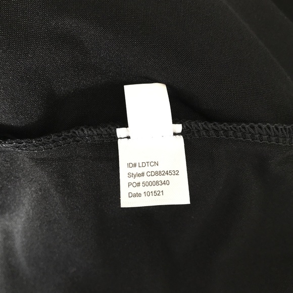 Cuddl Duds Brand solid black v-neck ss soft & stretchy tee top in size XS NWT - Picture 12 of 13